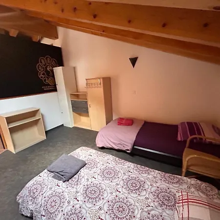La Cigale Lit En Dortoir Hostel